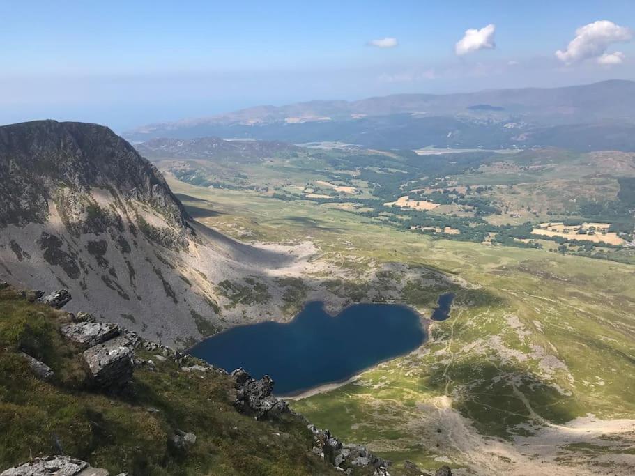 Y Cwtch - Panoramic Mountain Views Within Snowdonia'S National Park - 4X4 Recommended Villa Dolgellau Exterior foto